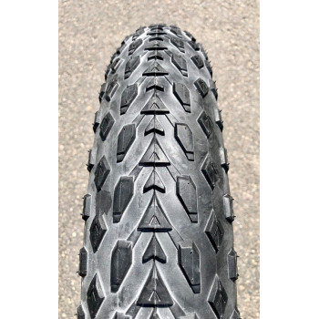 Fatbike band witte crème Mission Command skinwall 20 x 4.0