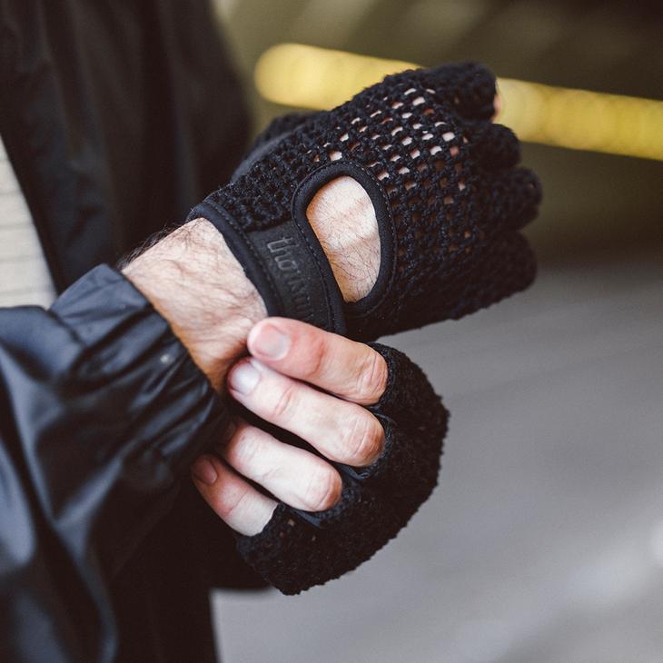 Courier Gloves stealth black courier gants noirs vélo cycliste